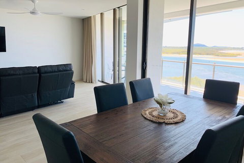 Cosmopolitan Exclusive Rental Apartments - Darwin Holiday 5