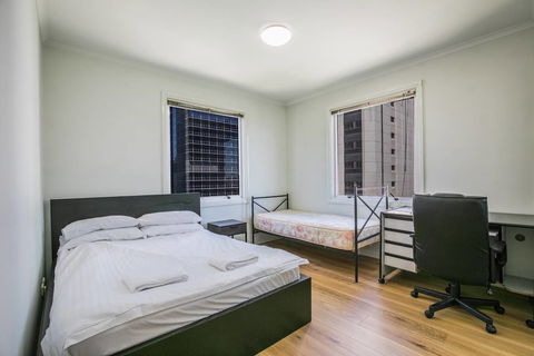 3 Bedrooms 2 Car Parks Carlton Garden Opposite - Darwin Holiday 5