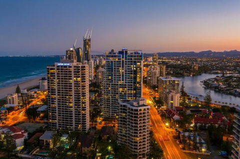 29 / F Private Apartment In Iconic Q Resort & Spa. Ocean & River Views - Darwin Holiday 1