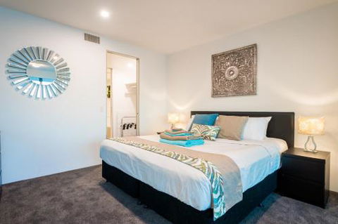 29 / F Private Apartment In Iconic Q Resort & Spa. Ocean & River Views - Darwin Holiday 5