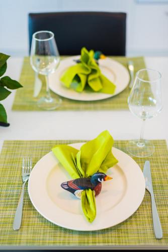 29 / F Private Apartment In Iconic Q Resort & Spa. Ocean & River Views - Darwin Holiday 6