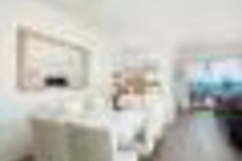 Breakwater Apartment Unit 205 / 2 Messines Street - Darwin Holiday 3