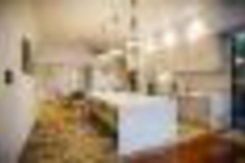 Luxurious Family Seaside Escape Linen & Free WiFi - Darwin Holiday 6