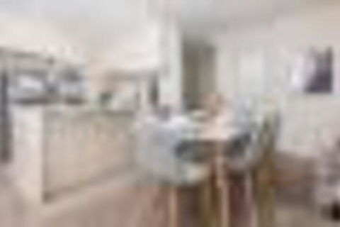 New Modern Apartment With Parking Near Amenities - Darwin Holiday 2