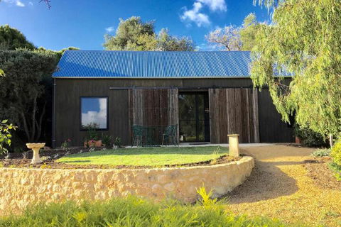 The Garden Cottage At The Olives - Darwin Holiday 3