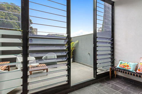 GRATTAN A Premier Location & Modern Space - Darwin Holiday 6