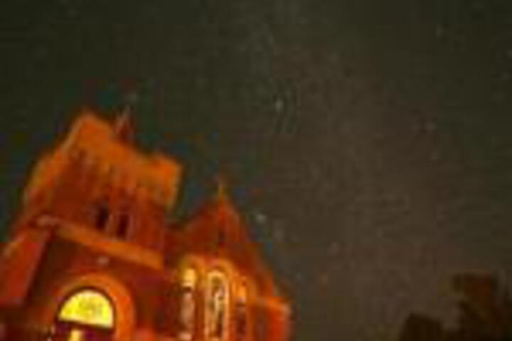 Kempton TAS Darwin Holiday