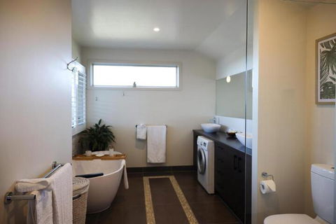 Sedekah On Bristol - Darwin Holiday 4