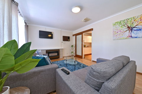 Comfy Home Near Airport & City 2280 - Darwin Holiday 5