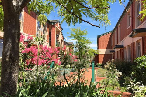 Australian Home Away At Box Hill 2 Bedroom - Darwin Holiday 2
