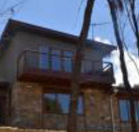Of Stone  Wood Guesthouse Secluded getaway - Darwin Holiday