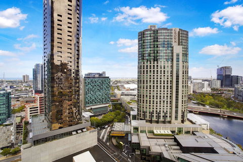 Corporate Keys - Freshwater Place - Darwin Holiday 0