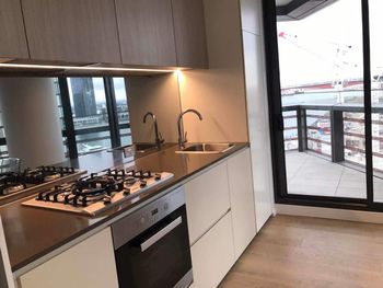 Southbank Platinum Apartments 2005 - Darwin Holiday 6