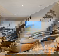 Resort Style Home near Airport  CBD - Darwin Holiday