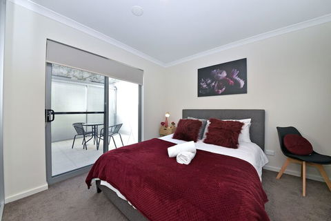 Modern Apartment In Perth City 1703 - Darwin Holiday 5