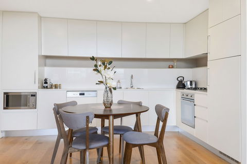 Modern Apartment Next To Largest Shopping Centre - Darwin Holiday 2