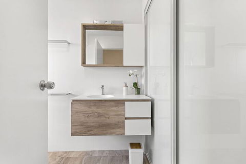 Shoreline Unit 151 Intrepid Close - Darwin Holiday 6