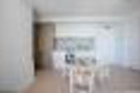 57Mel CBD Avant Lv33at2BR AptMel Cenfree Tram - Darwin Holiday 3