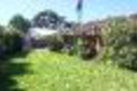 Jenny Wrens Nest At Cowes - Darwin Holiday 2