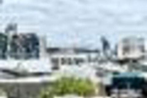 2 Beds Luxury Apartment In Melbourne CBD Stay - Darwin Holiday 2