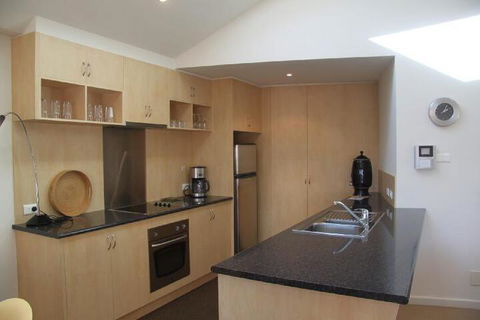 SACKVILLE APARTMENT 1 - Darwin Holiday 2