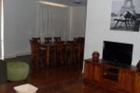 Luxury Getaway In The East End Accommodation - Darwin Holiday 0