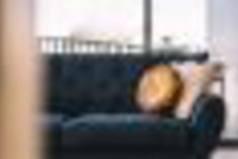 Stylish & Luxurious BNE Apartment W / Amazing Views - Darwin Holiday 4