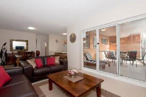2 Bedroom Apartment Kiah Unit 16 / 53 Victoria Parade - Darwin Holiday 3