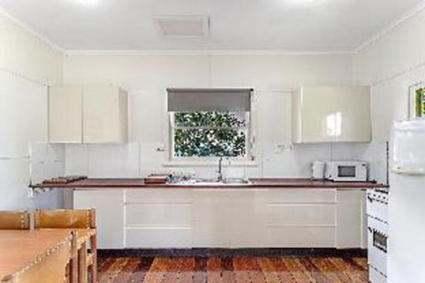 1 Bedroom House Government Road No. 102 PET FRIENDLY - Darwin Holiday 4