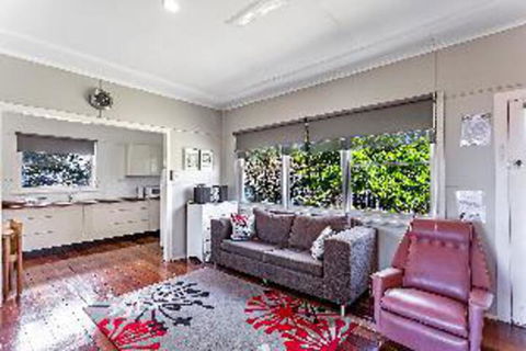 1 Bedroom House Government Road No. 102 PET FRIENDLY - Darwin Holiday 1