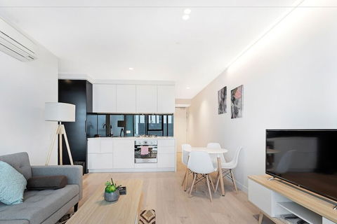 IFSuites (IFSTAYS) Light House Apartment - Darwin Holiday 7