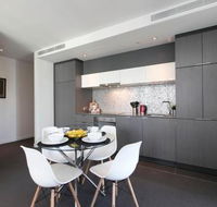 Complete Host Wrap Apartments - Darwin Holiday