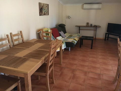 Tropical Farm Stay - Darwin Holiday 6