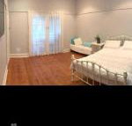 Farm stay on horse property - Darwin Holiday