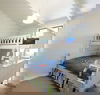 Maryrose - Darwin Holiday