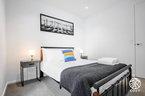 44 Melbourne One - Darwin Holiday 2