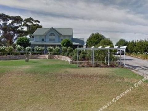 Maison Blue Pty Ltd Adelaide - Darwin Holiday 4