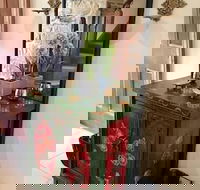 Sherwood Loves - Darwin Holiday