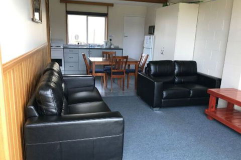 Bruny Island Accommodation Bruny Island Holiday Units (One) - Darwin Holiday 4