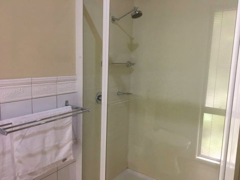 Romantic Getaway In Otway Ranges - Darwin Holiday 1