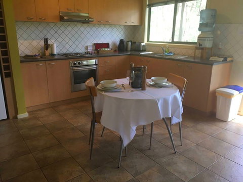 Romantic Getaway In Otway Ranges - Darwin Holiday 3