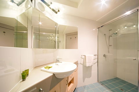 Baybliss Studio 3 - Darwin Holiday 2