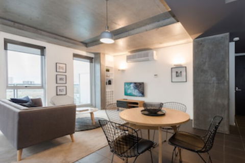 Luxury East Melbourne Apartment - Darwin Holiday 0