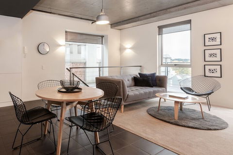 Luxury East Melbourne Apartment - Darwin Holiday 4