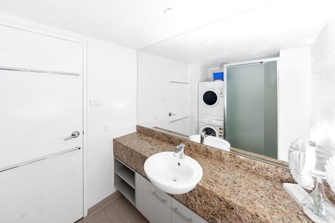 Private Apt At Drift Palm Cove Sleeps 6 - Darwin Holiday 6