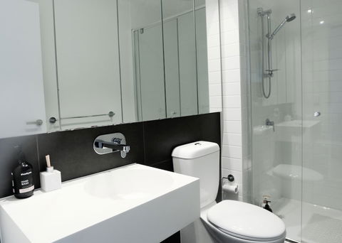 Stunning 2 Bedroom High Floor City View - Darwin Holiday 3