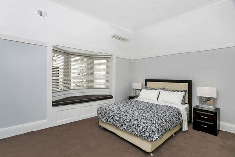 Live The Bondi Lifestyle BB002 - Darwin Holiday 5