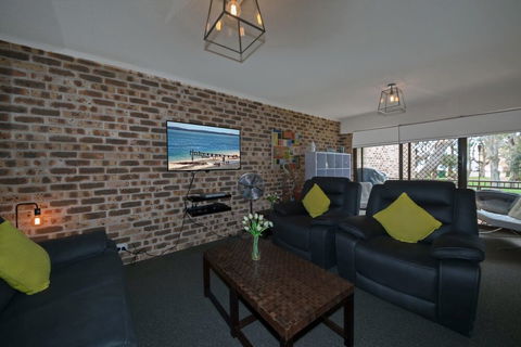 Bay Parklands Unit 27 / 2 Gowrie Avenue - Darwin Holiday 4