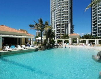 Ocean & Riverview At Chevron Renaissance - Darwin Holiday 1