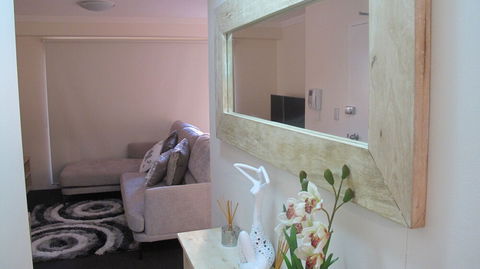 Sleek Apartment Unit 87 - Darwin Holiday 3